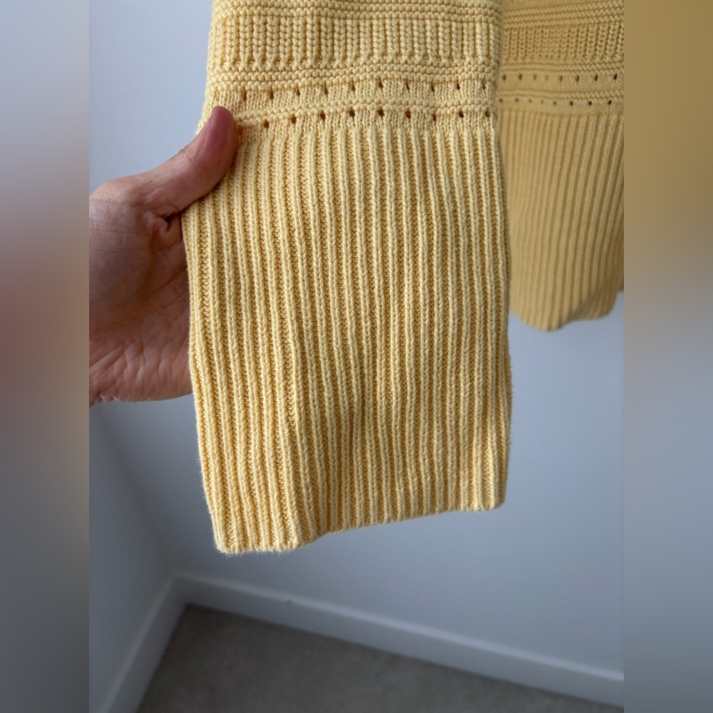 GAP Butter Yellow Textured cotton Knit Sweater Crewneck Pullover - Picture 4 of 7